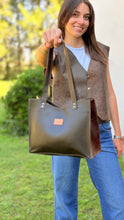 Cargar imagen en el visor de la galería, BOLSO TASCHE