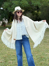 Cargar imagen en el visor de la galería, RUANA NATIVO